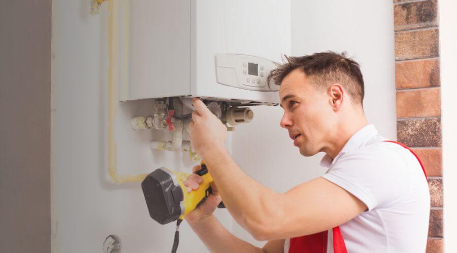 Expert burst pipe repair services in Devils Elbow, MO